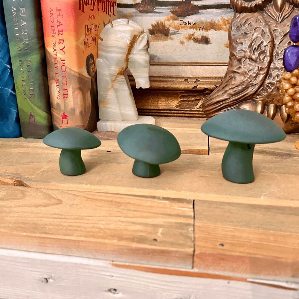 Viking Glass Mould Mosser Glass Solid Green Satin Glass Mushroom (Set of 3)